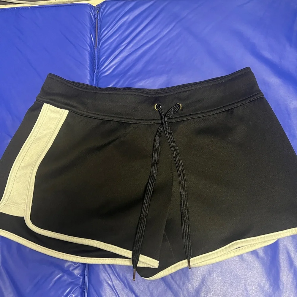Danskin Now Black Drawstring Athletic Short Size Small (4-6)